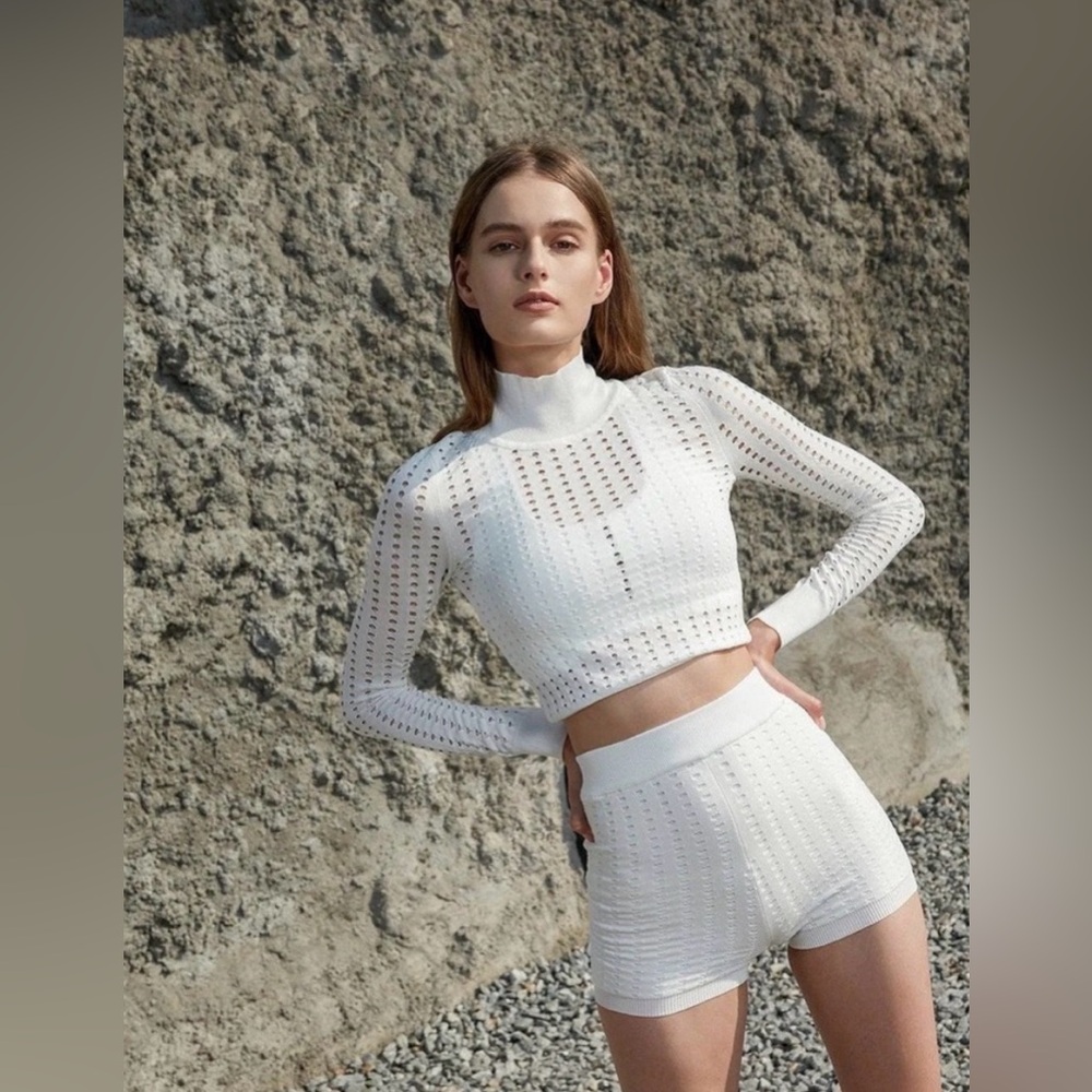 Wiskii White Open Air Shorts - Small